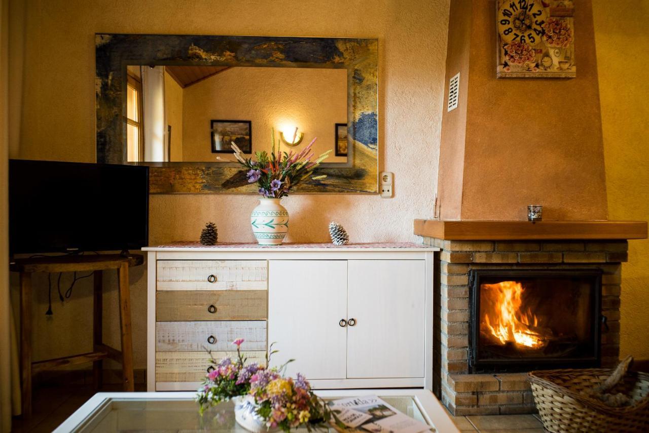 Casa Rural Moli De Fornols Hotel Bagian luar foto